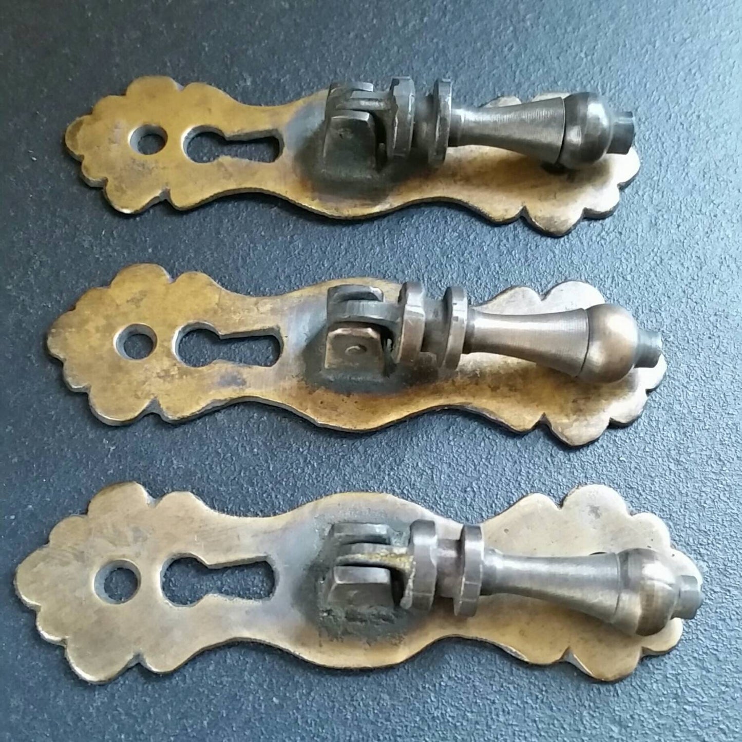 6 x Cabinet Handles with Teardrop Pendant Pulls and Escutcheon Key Holes, Cabinet Handles,Furniture Hardware, solid Brass 3 3/4" long #H1