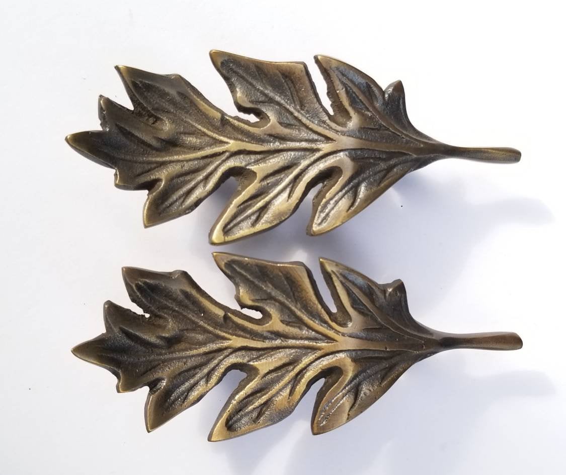2 x Unique Antique Style solid brass Oak Leaf handles 4"long #P8