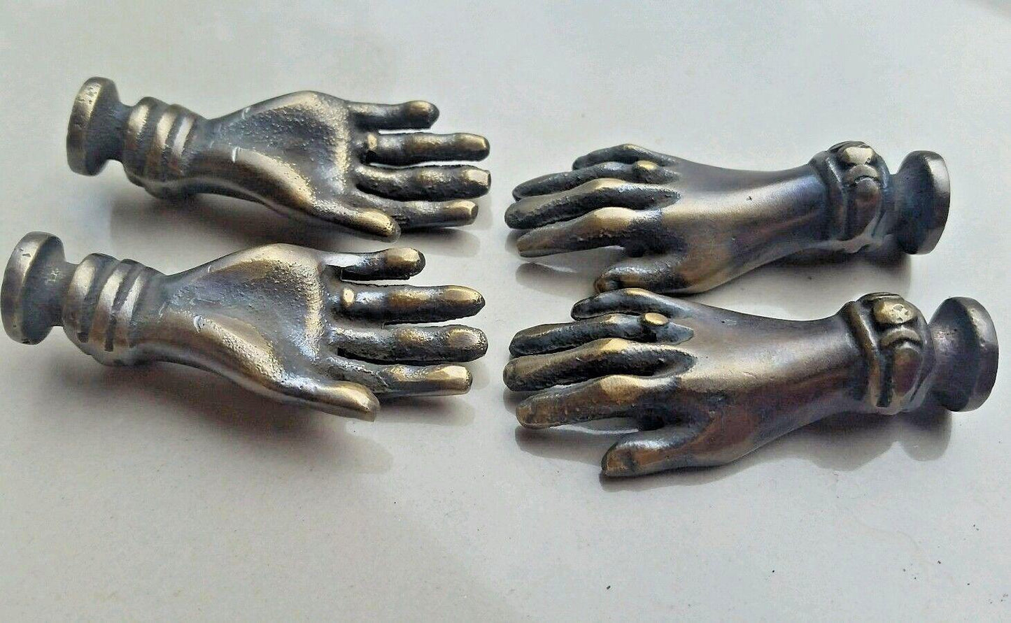 1x Brass ANTIQUE Vintage style figural LADIE'S dainty hands Cabinet Drawer Knob Pull Handle 2".unlaquered. #K12