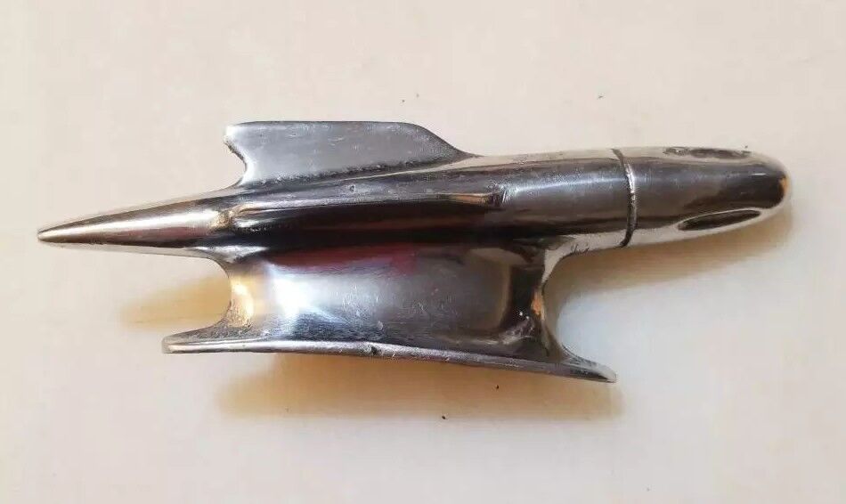1 each: Vintage Style Rocket + Vintage Style Airplane Hood Ornaments Vespa, Car