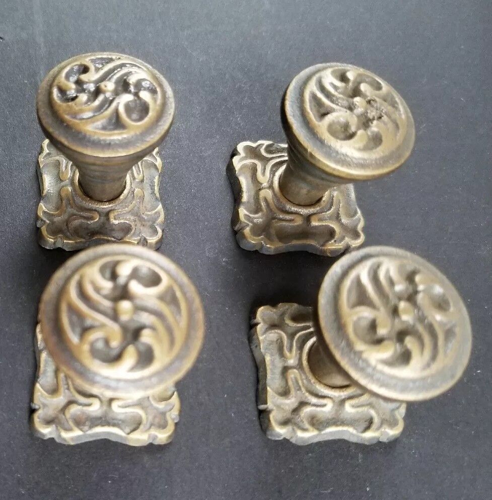4 Antique Style Art Nouveau Ornate Brass Knobs, Pulls w. 1" back plate #K5