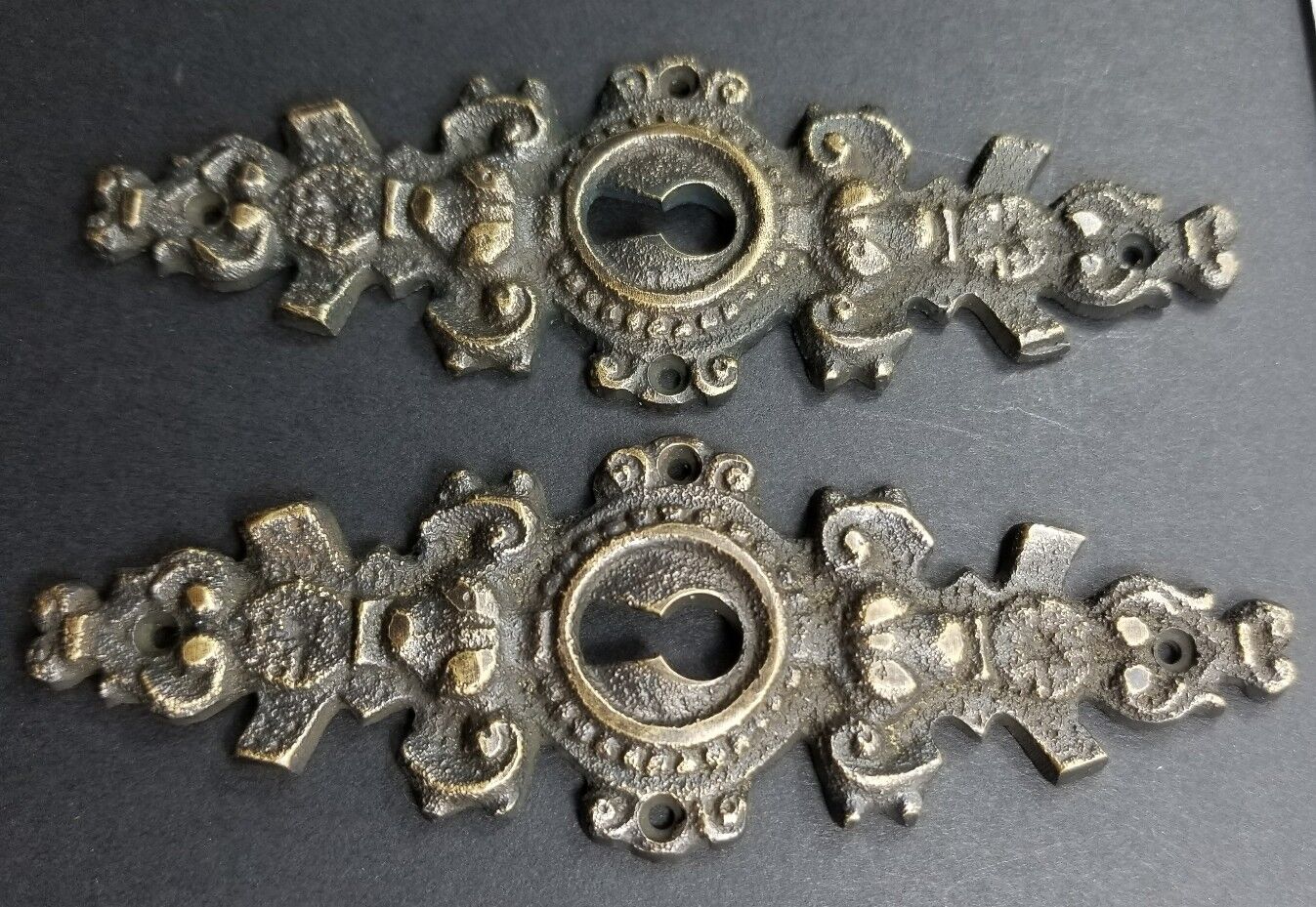 2 Vtg. Antique Style French Eschutcheons Key Hole Cover 4-1/4" jewelry part #E19