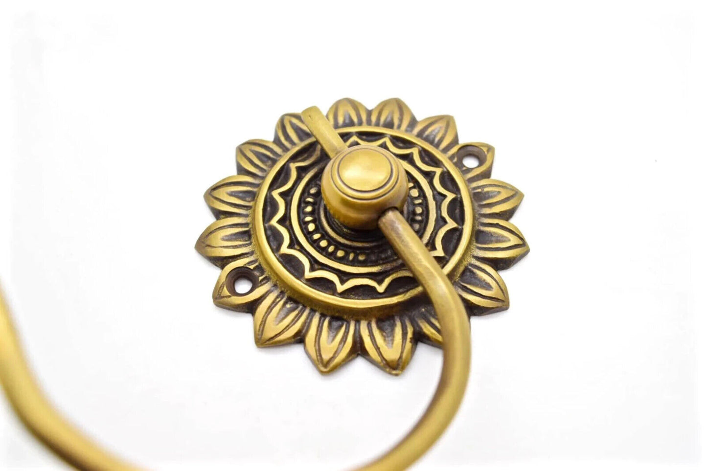 Very Nice Vintage style Brass Tissue Roll Paper Holder Hanger Flower design # T1