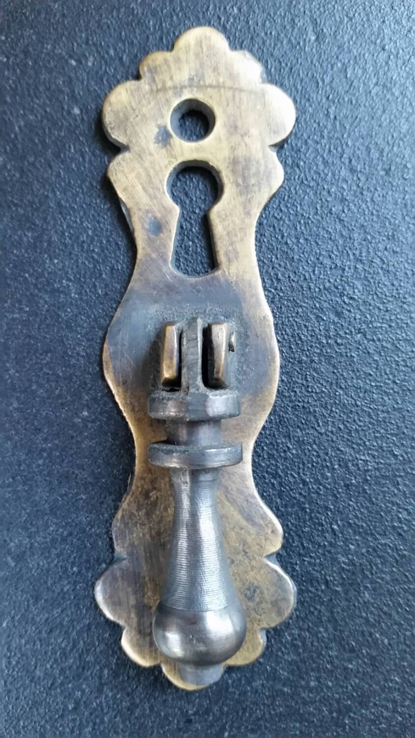 6 Handles with Teardrop Pendant Pulls and Escutcheon Key Holes, Cabinet, Solid Brass 3 3/4" long #H1