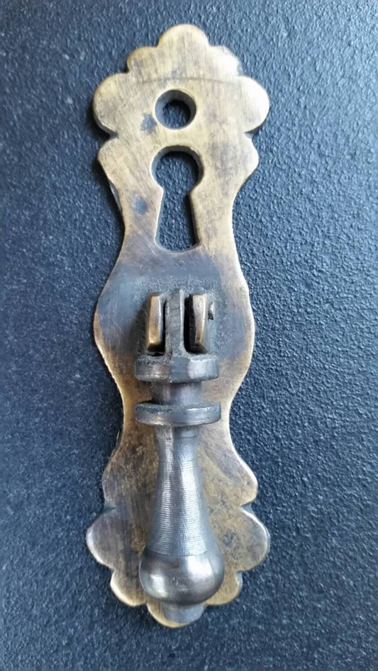 2 x Cabinet Handles with Teardrop Pendant Pulls and Escutcheon Key Holes, Cabinet Handles,Furniture Hardware, solid Brass 3 3/4" long.#H1