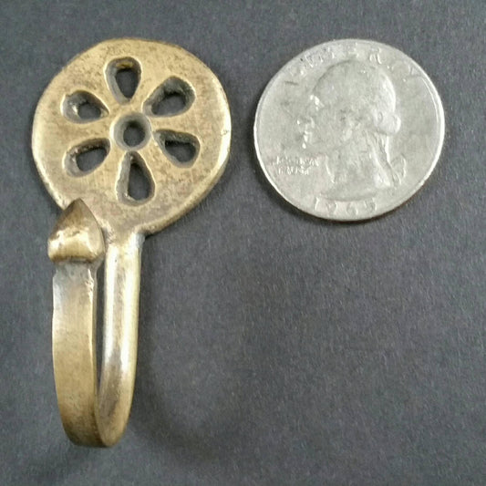 2 x unique solid  brass single Coat Towel Hooks Floral Daisy Ornate Backplate 2 3/8" long #C5