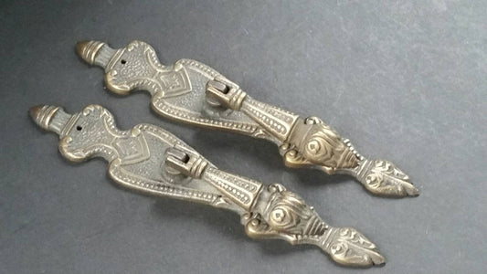 2 x Handles large decorative Brass teardrop pendant handles classic ornate design pulls woodworking Restoration Furniture Cabinets . #H19.