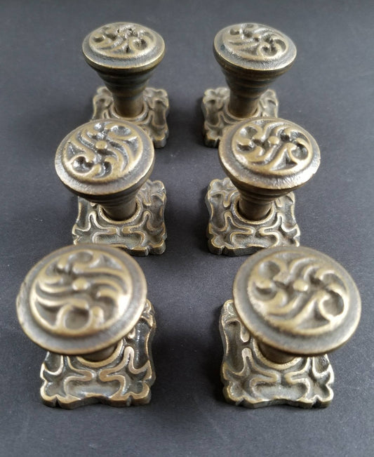 6 x Ornate French Art Nouveau style brass Knobs, Handles, Pulls, Cabinet Hardware with 1" back plates #K5
