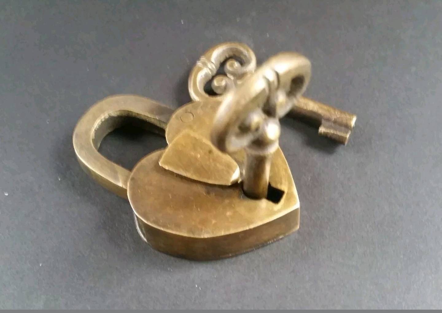 Heart Shaped Love Lock, Commitment Lock, Paris Bridge Lock, Valentine Lock with 2 Ornate Skeleton Keys Solid Quality Brass Small lock #L8.