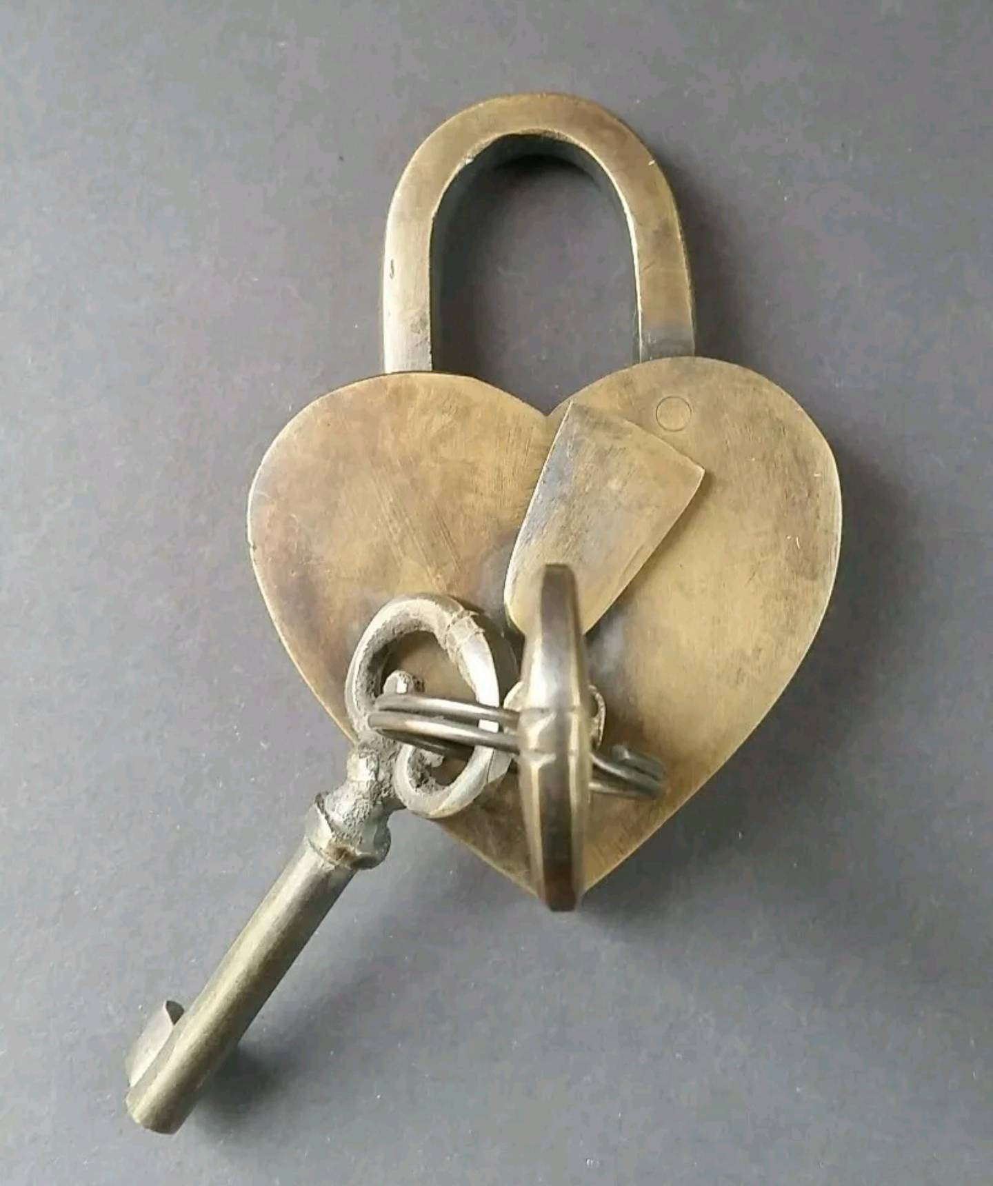 Heart Shaped Love Lock, Commitment Lock, Paris Bridge Lock, Valentine Lock with 2 Ornate Skeleton Keys Solid Quality Brass Large lock #L1.