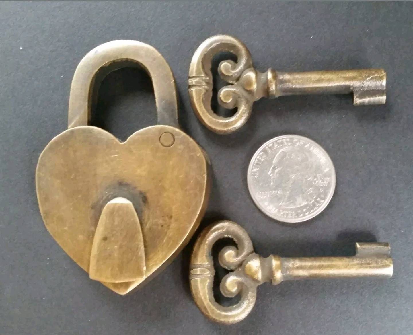 Heart Shaped Love Lock, Commitment Lock, Paris Bridge Lock, Valentine Lock with 2 Ornate Skeleton Keys Solid Quality Brass Small lock #L8.