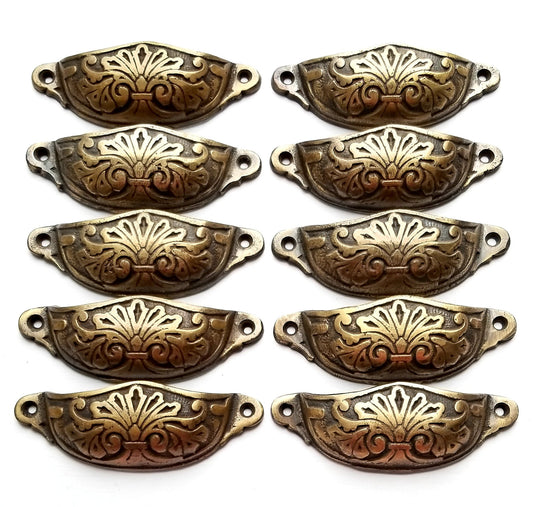 10 x Ornate Apothecary Cabinet Drawer Cup Pull Handles Victorian Style 3-1/2" centers (4-1/8" wide) unlaquered.Kitchen reno woodworking .#A1