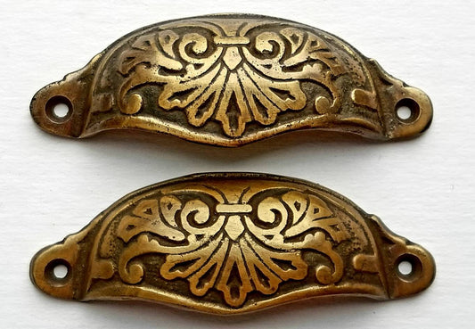 2 x antique style solid brass ornate cabinet apothecary drawer bin pull cup handles 4-1/8"wide (3-1/2" centers) #A1