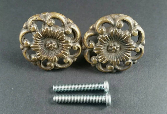 2 x Antique Vintage Style French Provincial Brass Floral Knobs Pulls Handles 1-1/2" dia. #K24