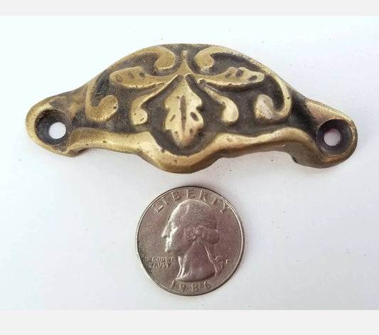 2 x Apothecary Cabinet Drawer Bin Pull Handles in Solid Brass with Oak Leaf Motiff 2 7/8" wide #A3