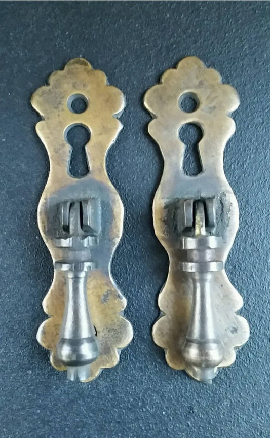 2 x Cabinet Handles with Teardrop Pendant Pulls and Escutcheon Key Holes, Cabinet Handles,Furniture Hardware, solid Brass 3 3/4" long.#H1