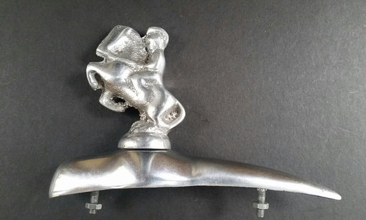 Vint. Knight Horseman Vespa Car Front Cover Aluminum Hood Ornament Badge Emblem
