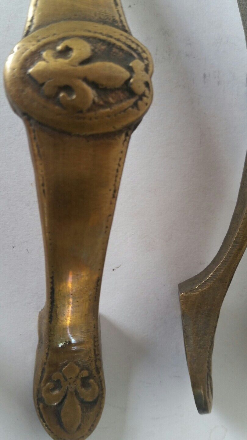 4 Ant. Vtg. Style French Fleur de Lis solid brass handles,  pulls, 5 5/8" w # P3