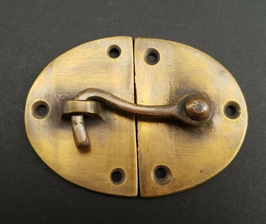 Vtg. Style Oval Door Latch Hook Solid Brass Hasp Lock Gate Window Cabinet #X14