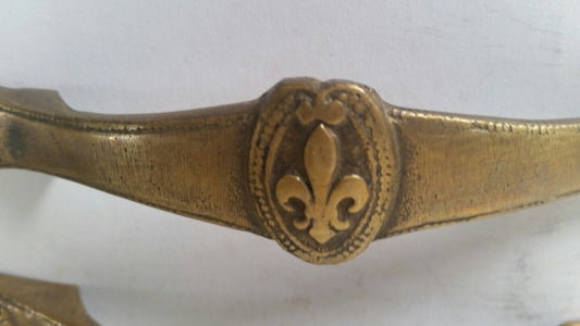 4x Ant. Vtg. Style French Fleur de Lis solid brass handles, pulls, 5 5/8" w #P3