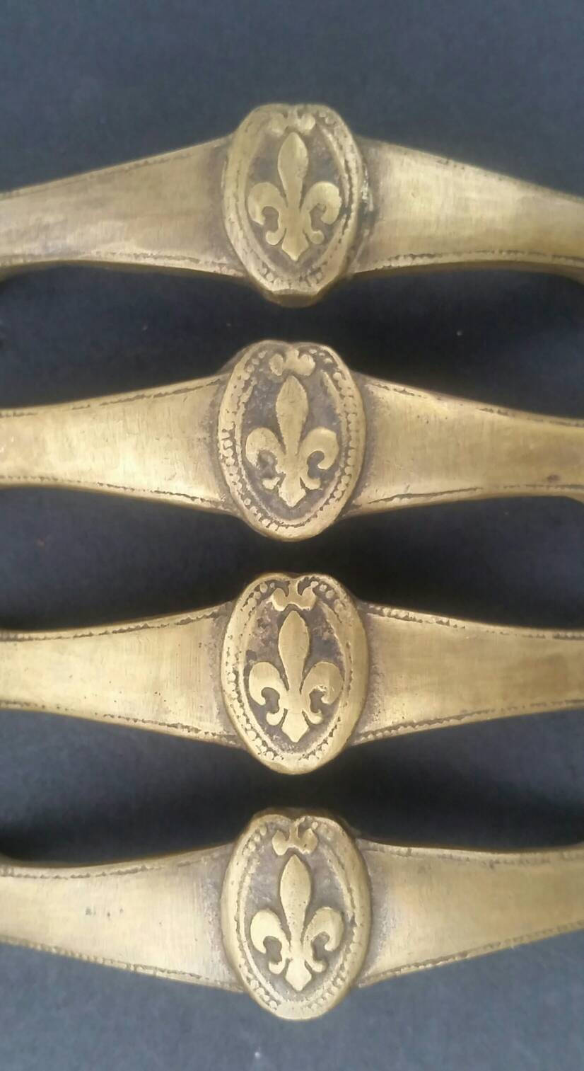4 Antique  Style French Fleur de Lis solid brass handles, pulls 5-5/8" long w. bolts, hand made #P3