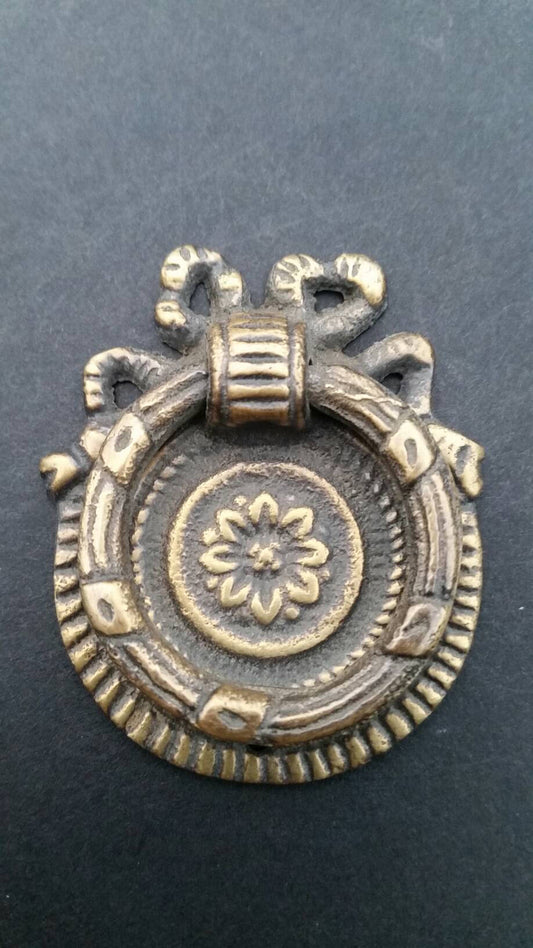 4 decorative Classic Laurel Leaf Ribbon Bow and Wreath round ring handles, knobs ,solid brass #H23