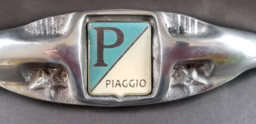 Antique, Vintage Vespa Piaggio Scooter Legshield Badge Emblem Retro Italian