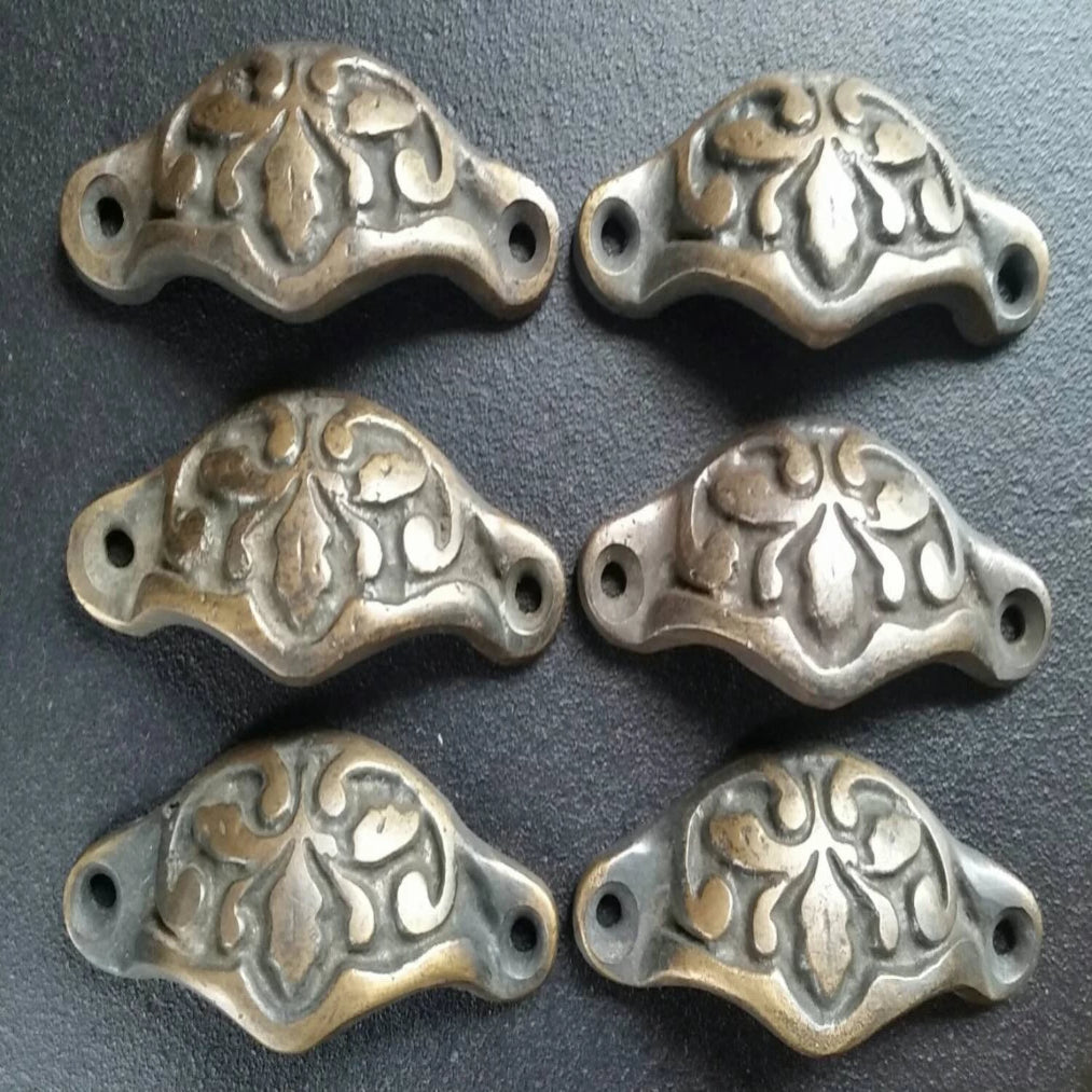 6 Apothecary Cabinet Drawer Bin Pull Handles in Solid Brass with Oak Leaf Motiff 2 7/8" wide #A3